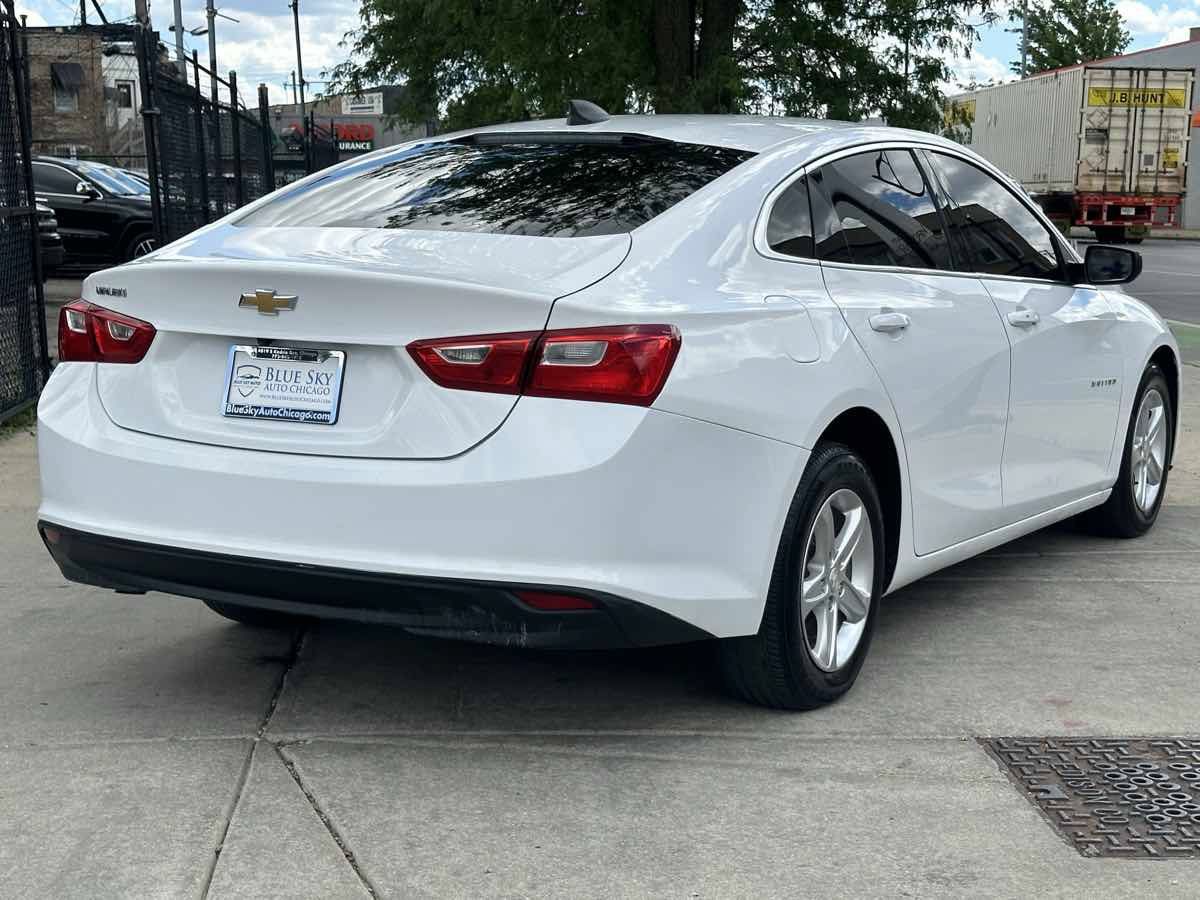 Used 2021 Chevrolet Malibu LS FWD image 5