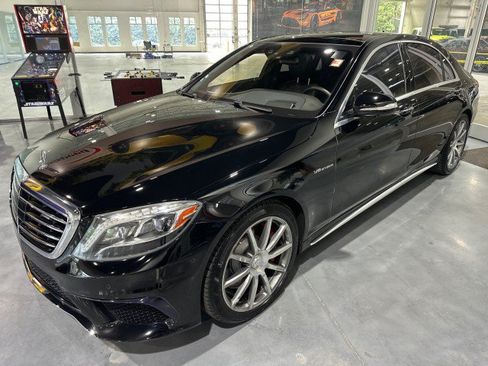 Used 2015 Mercedes-Benz S 63 AMG 4MATIC Sedan image 12