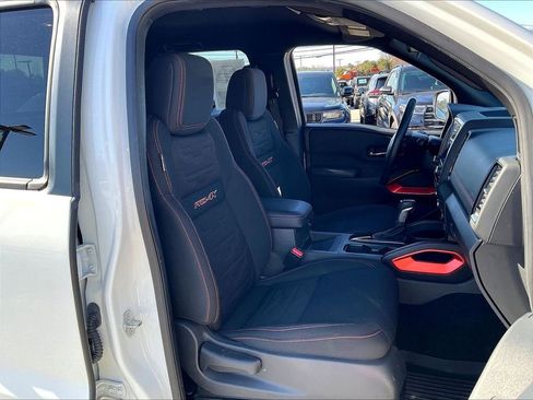 Used 2023 Nissan Frontier PRO-4X w/ Pro Convenience Package image 10