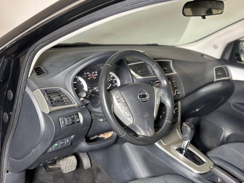 Used 2015 Nissan Sentra SV image 22