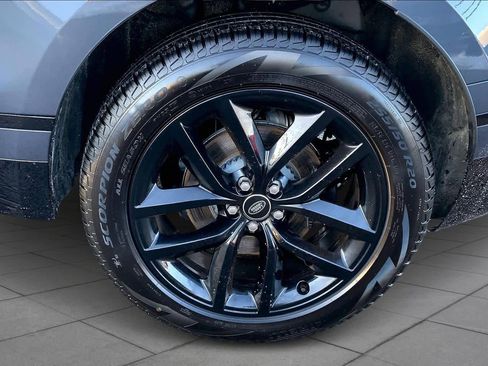 Certified 2026 Land Rover Range Rover Velar Dynamic SE image 11