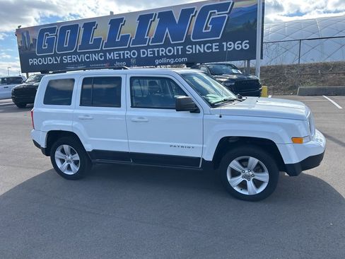 Used 2016 Jeep Patriot Latitude image 4