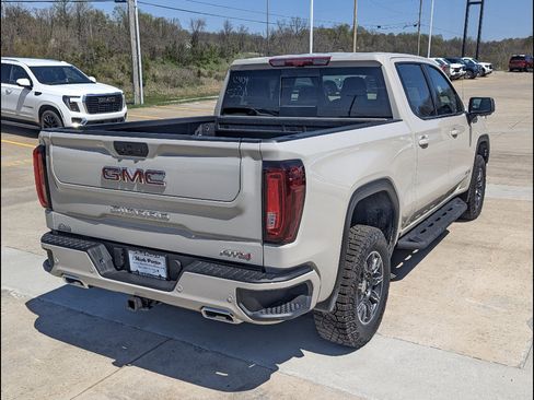 New 2026 GMC Sierra 1500 AT4 w/ AT4 Premium Package image 7
