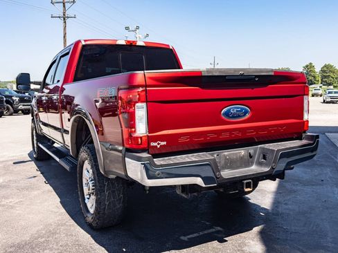 Used 2017 Ford F250 Lariat w/ Lariat Ultimate Package AWD/4WD image 3