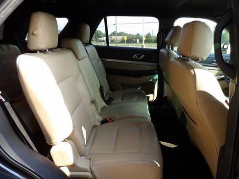 Used 2016 Ford Explorer FWD image 14