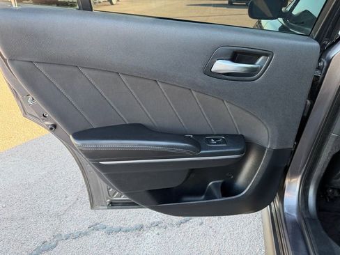 Used 2018 Dodge Charger R/T Scat Pack image 24