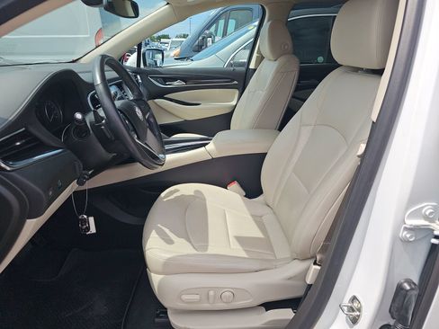 Used 2022 Buick Enclave Essence FWD image 7