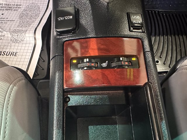Used 2010 Lexus HS 250h w/ Preferred Accessory Package FWD image 13