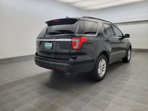 Used 2017 Ford Explorer FWD image 9