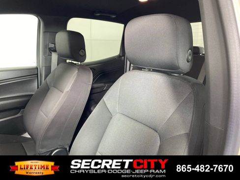 Used 2023 Chevrolet Colorado W/T w/ WT Convenience Package II RWD image 10