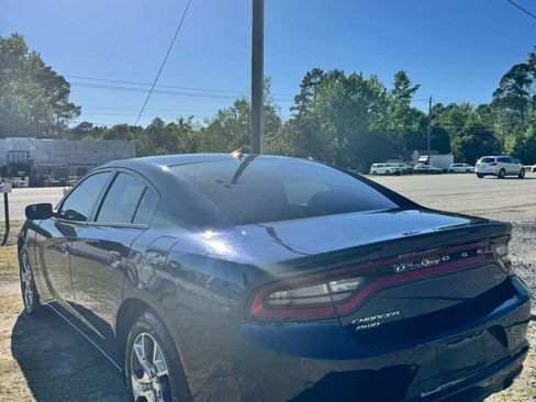 Used 2015 Dodge Charger SE w/ Popular Equipment Group image 7