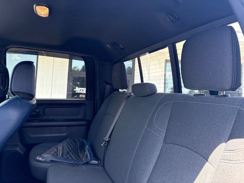 Used 2024 RAM 2500 Tradesman w/ Chrome Appearance Group AWD/4WD image 6