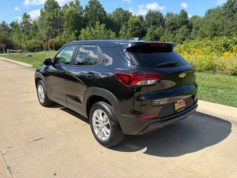 Used 2025 Chevrolet TrailBlazer LS w/ LS Convenience Package AWD/4WD image 7
