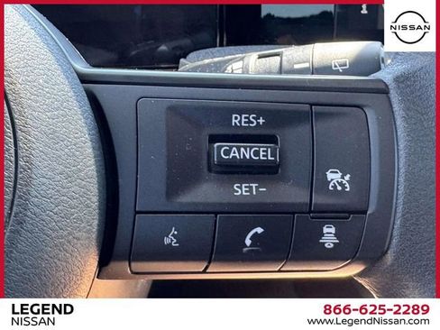 Used 2025 Nissan Kicks SV w/ SV Premium Package AWD/4WD image 20