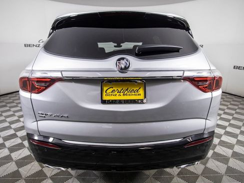 Used 2022 Buick Enclave Premium w/ Surround and Sites Package AWD/4WD image 4