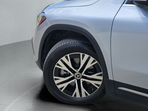 Certified 2025 Mercedes-Benz GLA 250 image 24