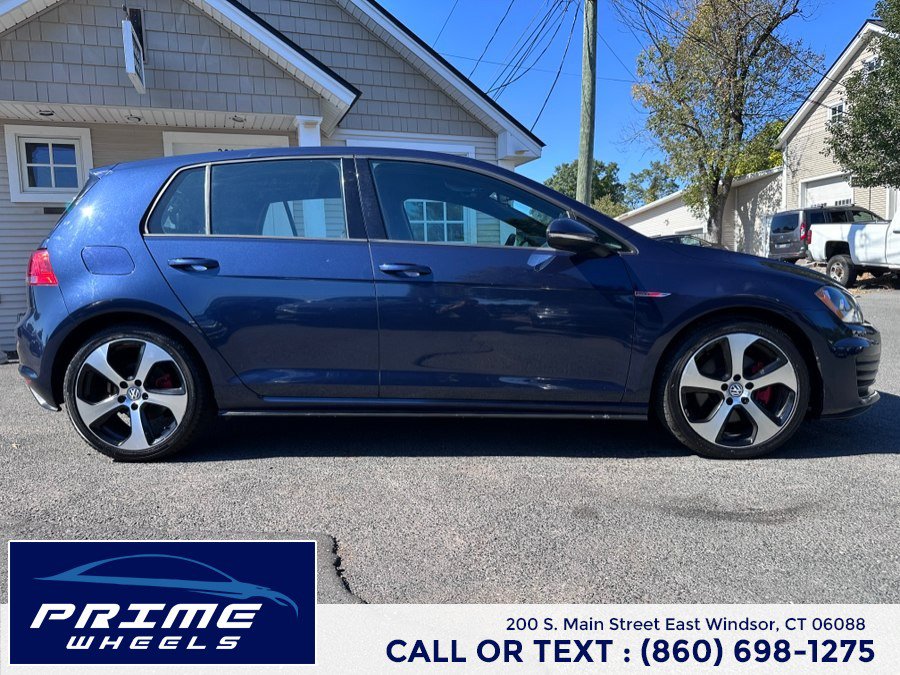 Used 2017 Volkswagen GTI SE FWD image 8