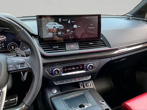 Used 2019 Audi SQ5 Prestige w/ Prestige Package AWD/4WD image 10
