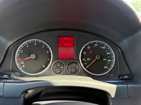 Used 2009 Volkswagen Tiguan SE image 22