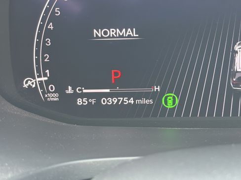 Certified 2024 Acura MDX FWD w/ Technology Package image 22