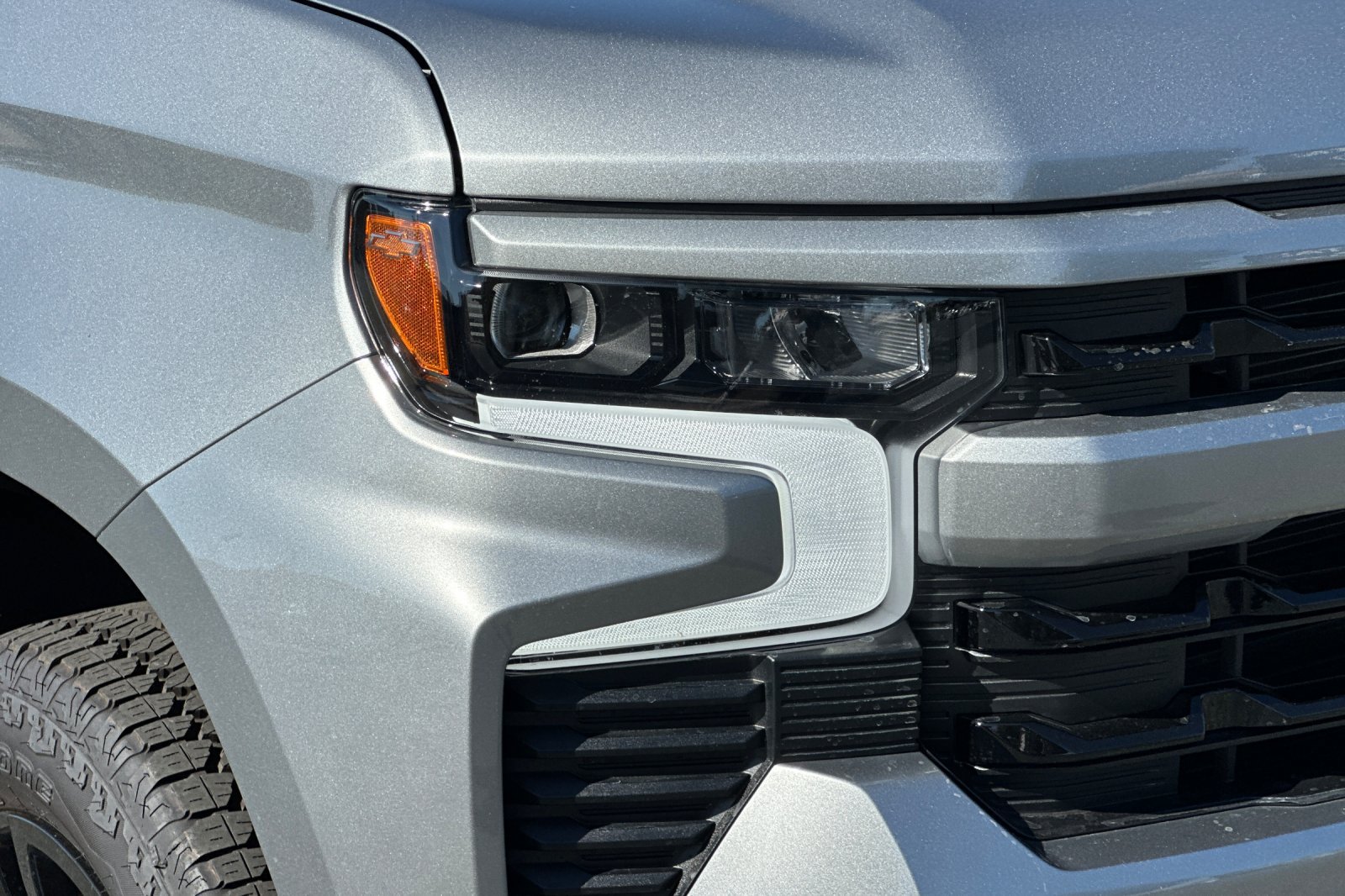 New 2026 Chevrolet Silverado 1500 RST w/ Dark Appearance Package AWD/4WD image 29