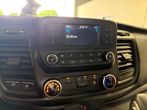 Used 2022 Ford Transit 350 DRW RWD image 14