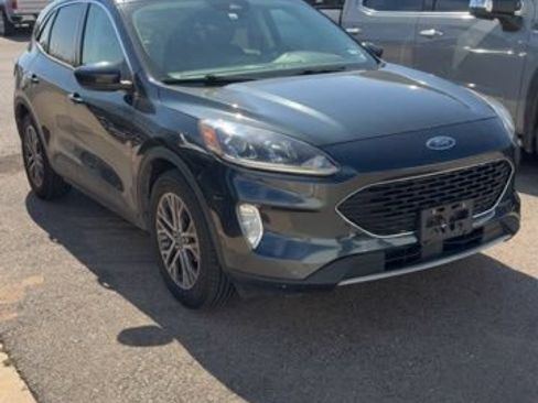 Used 2022 Ford Escape SEL w/ Technology Package FWD image 1