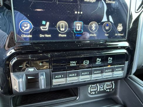 Used 2020 RAM 3500 Limited AWD/4WD image 24