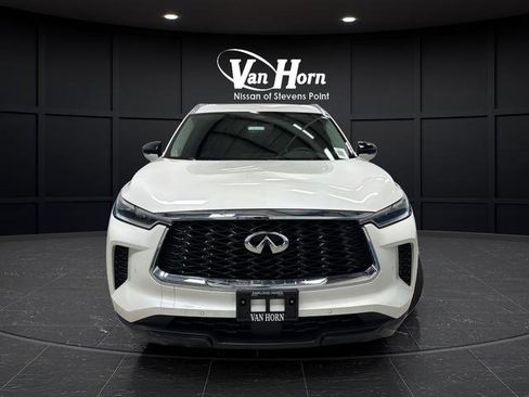 Used 2025 INFINITI QX60 Luxe AWD/4WD image 2
