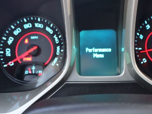 Used 2015 Chevrolet Camaro SS image 25