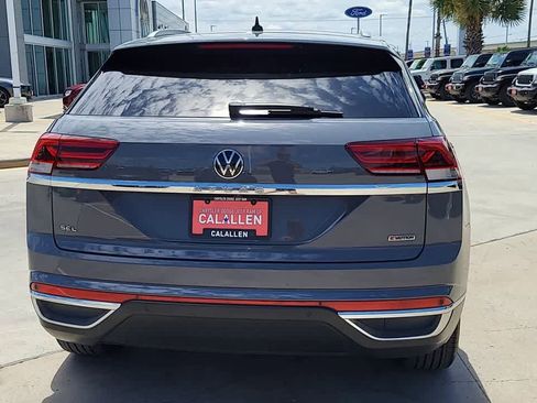 Used 2022 Volkswagen Atlas Cross Sport SEL AWD/4WD image 7