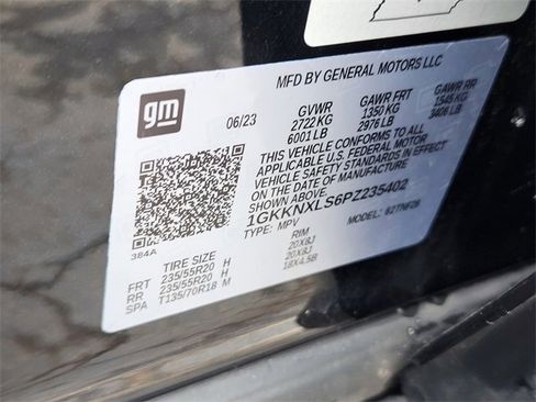 Used 2023 GMC Acadia Denali w/ Black Diamond Edition image 28