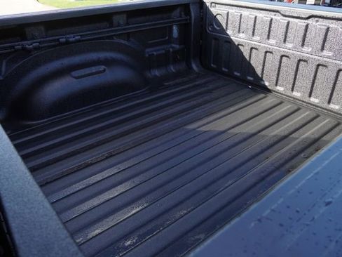 New 2026 RAM 1500 Laramie AWD/4WD image 12