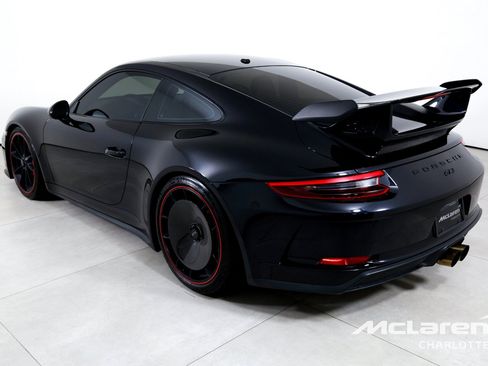 Used 2018 Porsche 911 GT3 RWD image 5