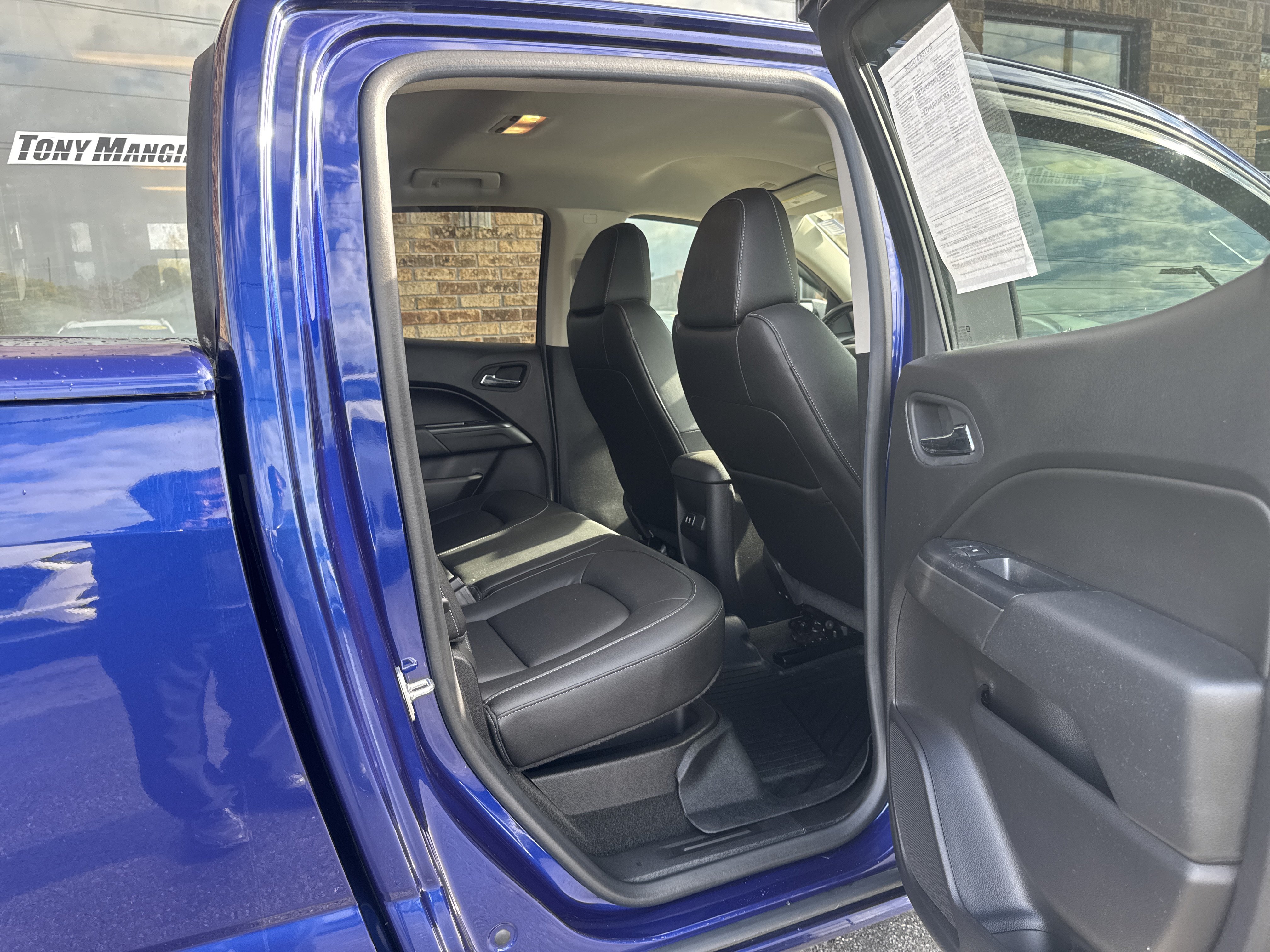 Used 2016 Chevrolet Colorado LT w/ Luxury Package, Chrome AWD/4WD image 14