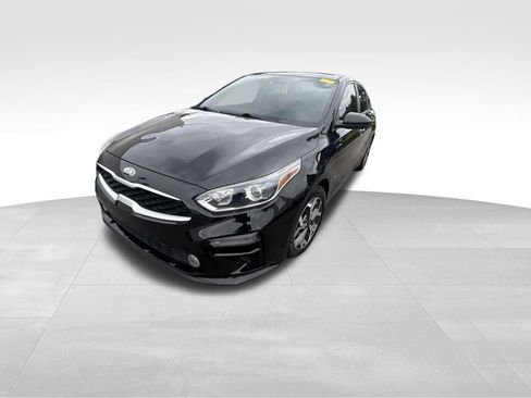Used 2021 Kia Forte LXS FWD image 9
