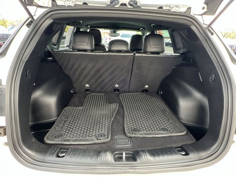 Used 2023 Jeep Compass Trailhawk image 25