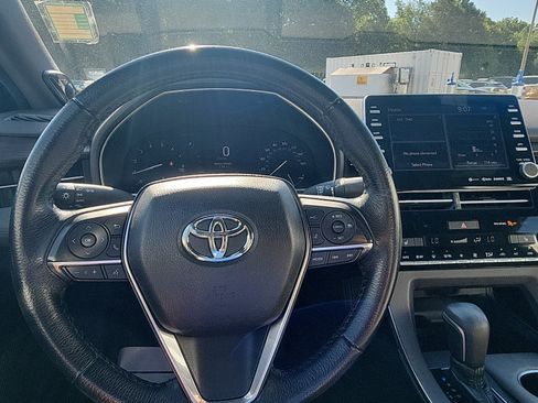 Used 2019 Toyota Avalon XLE w/ Moonroof Package FWD image 15