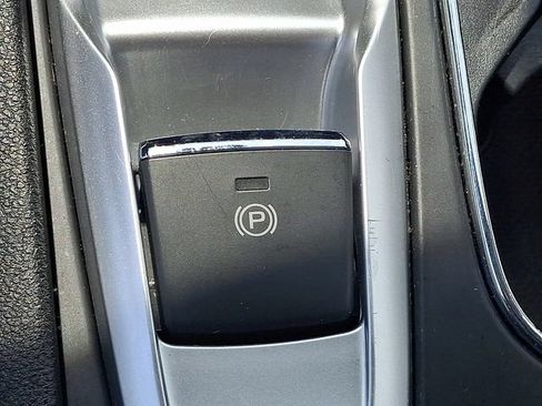 Used 2025 Subaru Ascent Premium AWD/4WD image 26