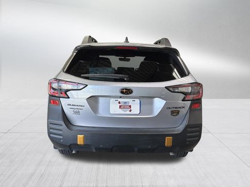 Used 2025 Subaru Outback Wilderness AWD/4WD image 6