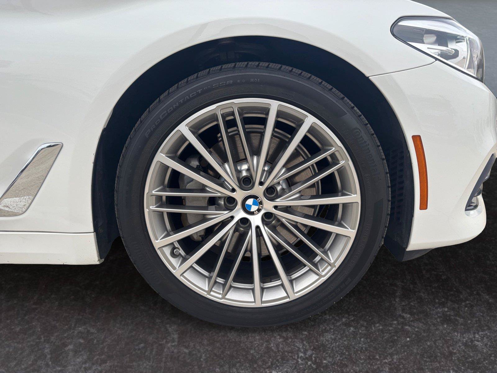 Used 2020 BMW 530i xDrive w/ Convenience Package AWD/4WD image 28