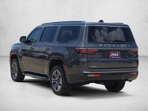 Used 2022 Jeep Wagoneer Series III AWD/4WD image 7