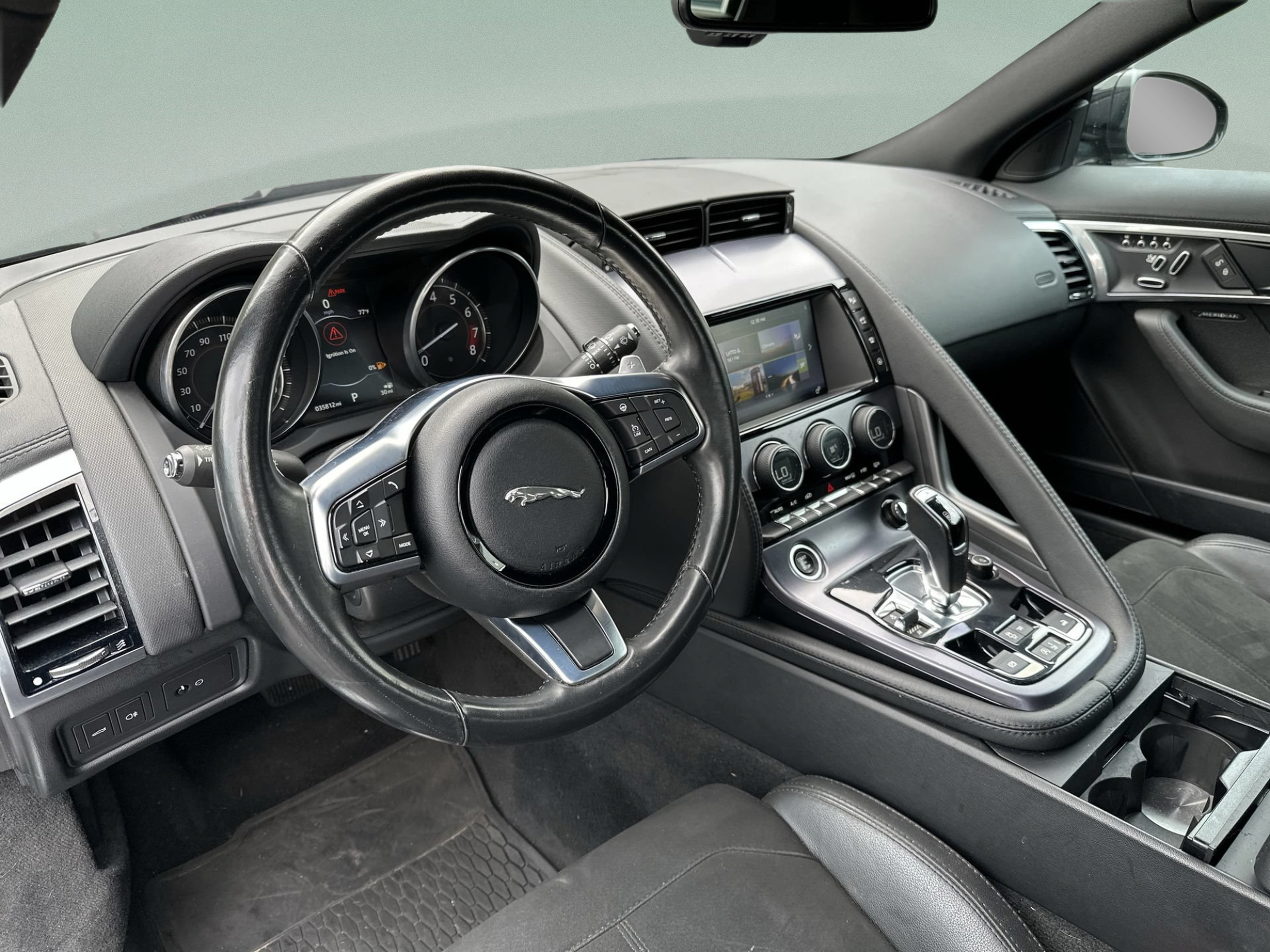 Used 2018 Jaguar F-TYPE Convertible RWD image 23