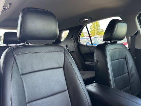 Used 2019 Chevrolet Equinox Premier AWD/4WD image 17