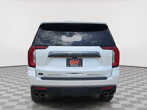 Used 2023 GMC Yukon Denali Ultimate AWD/4WD image 6