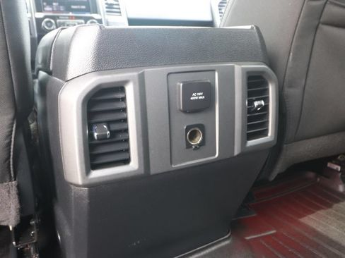 Used 2015 Ford F150 XLT w/ Equipment Group 302A Luxury AWD/4WD image 12