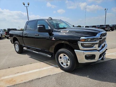 New 2026 RAM 2500 Tradesman AWD/4WD image 40