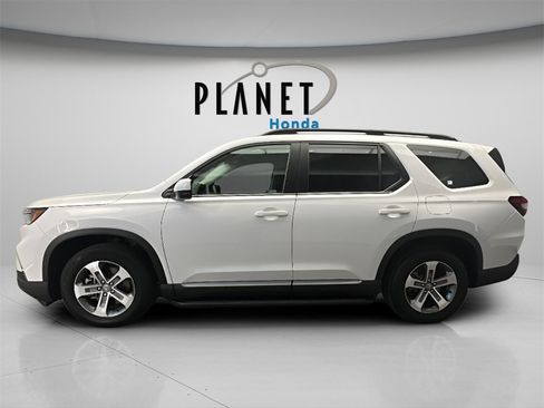 Certified 2023 Honda Pilot EX-L image 2