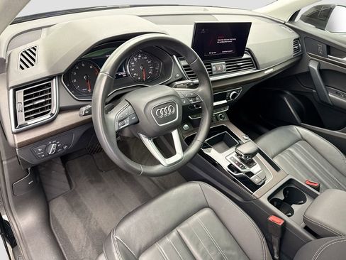 Certified 2023 Audi Q5 2.0T Premium w/ Convenience Package image 9