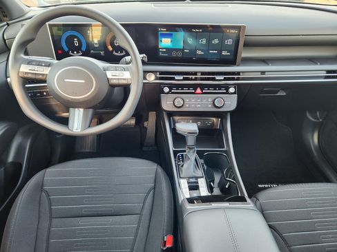 New 2026 Hyundai Santa Cruz SE AWD/4WD image 11